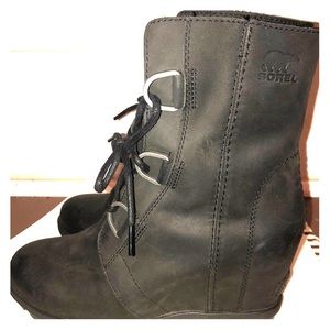 Sorel Joan of Arc black leather wedge boot